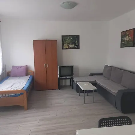 Petrograd Sk Centar Апартаменти